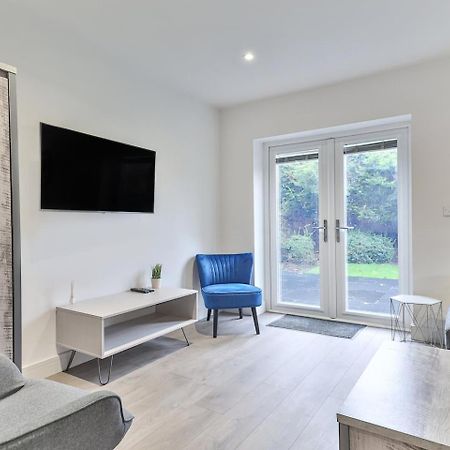 3 Bed Refurbished, Modern House, Wifi, Patio Area Villa Sheffield Kültér fotó