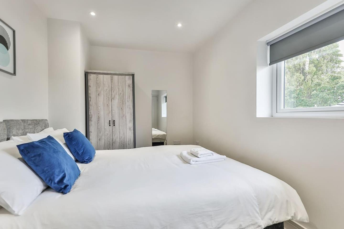 3 Bed Refurbished, Modern House, Wifi, Patio Area Villa Sheffield Kültér fotó