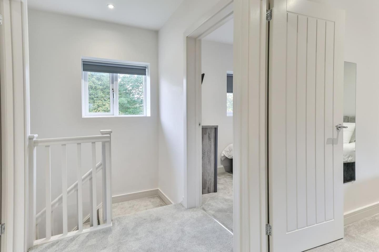 3 Bed Refurbished, Modern House, Wifi, Patio Area Villa Sheffield Kültér fotó