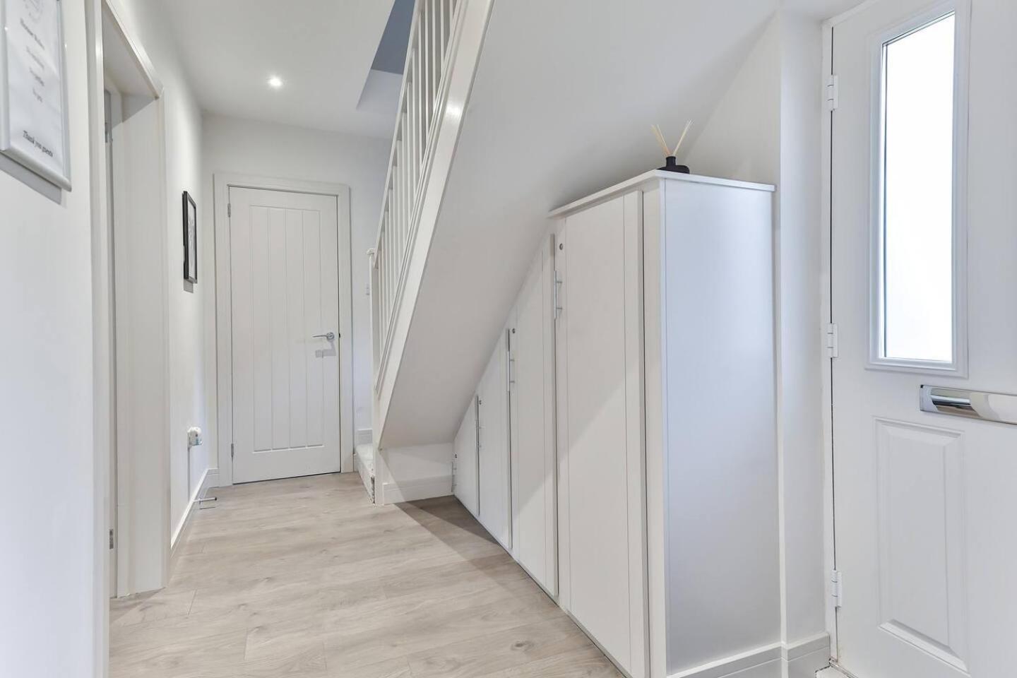 3 Bed Refurbished, Modern House, Wifi, Patio Area Villa Sheffield Kültér fotó